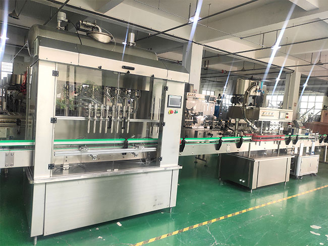 星火膏體灌裝機(jī)設(shè)備展示